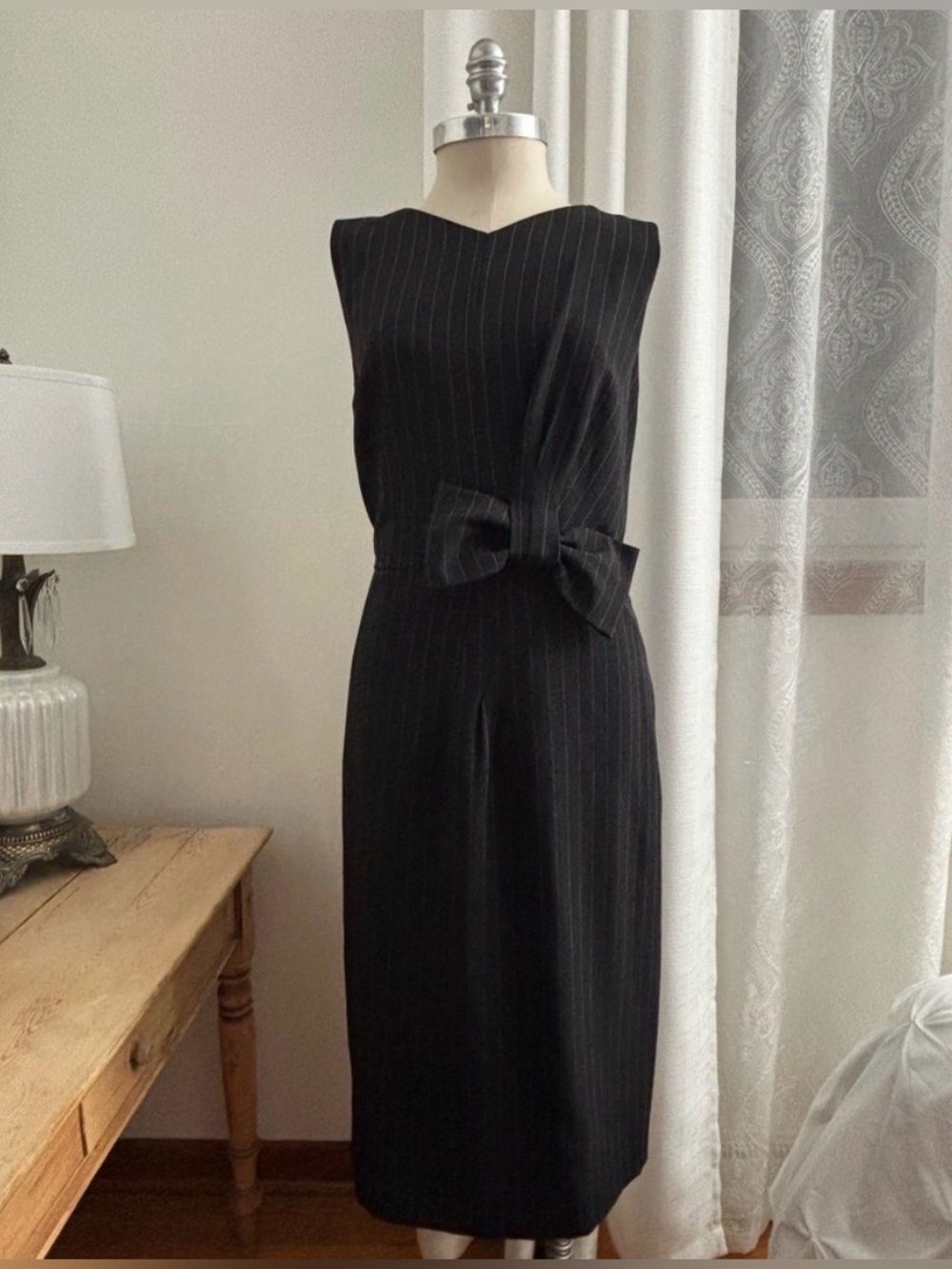 TAHARI Black Pinstripe Dress with Bow, EUC, Sz 14